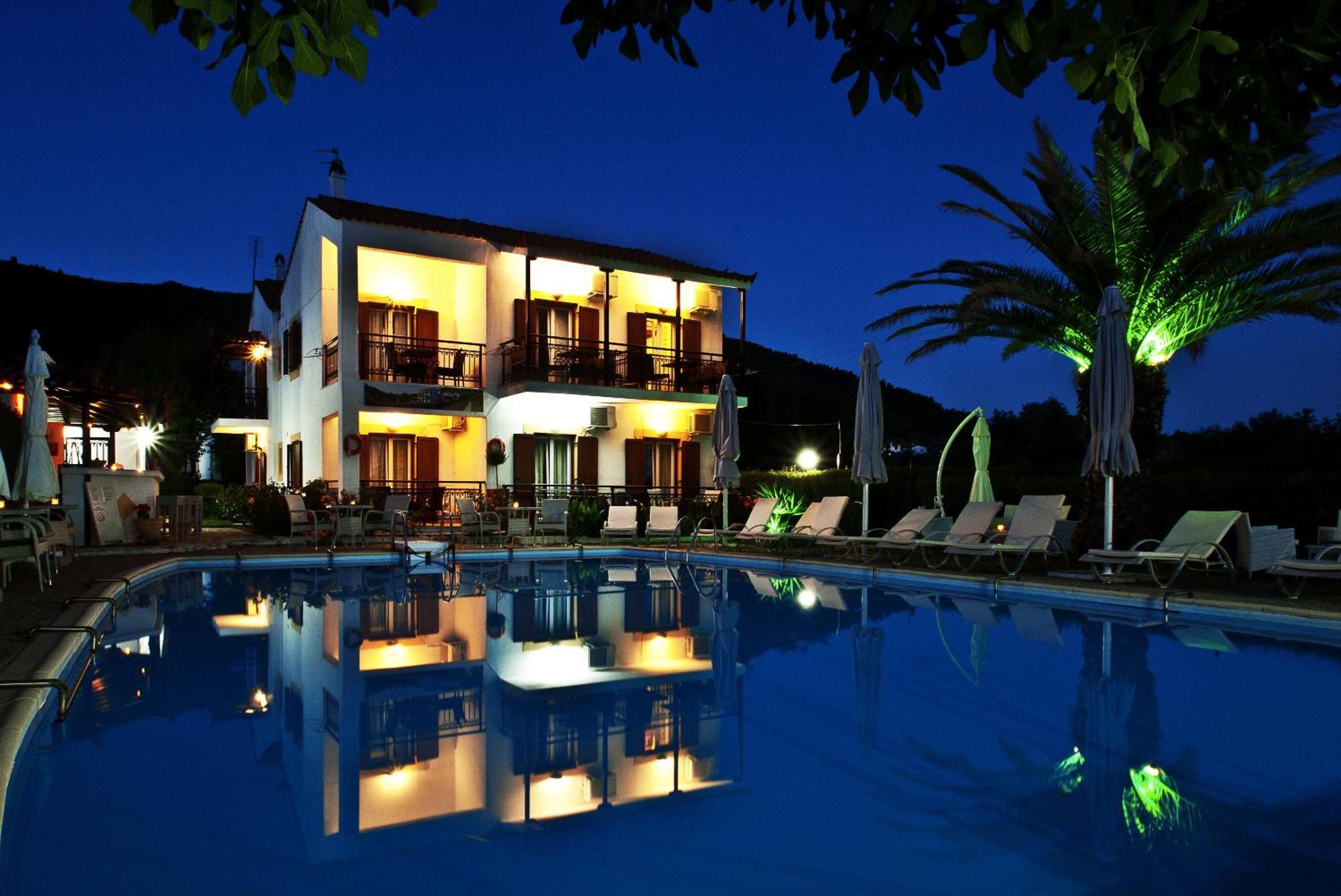 Pegasus Apartments Stafylos Exteriér fotografie